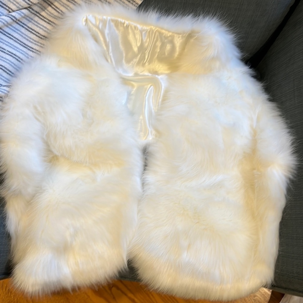Bridal faux fur Shaw
